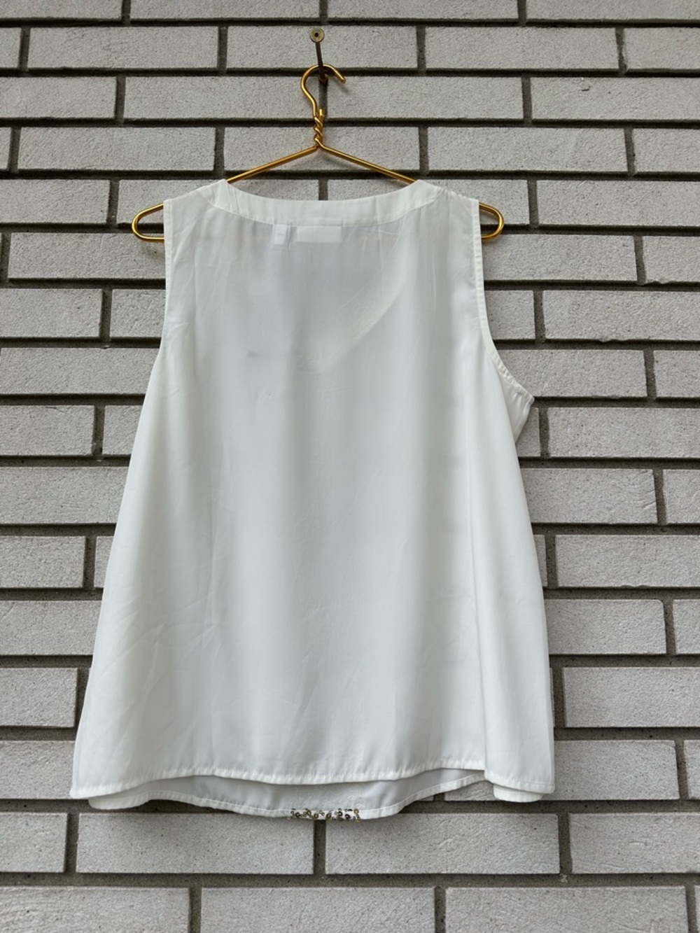 Chico’s Sequin Tank Ecru Sleeveless Blouse Gold Embellished Top L Holiday Glam - Picture 7 of 9